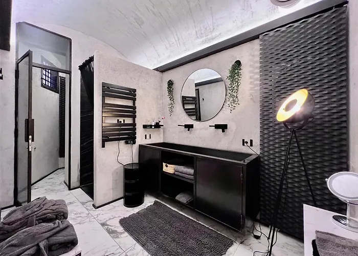 Romantic Wellness Colosseo Appartement